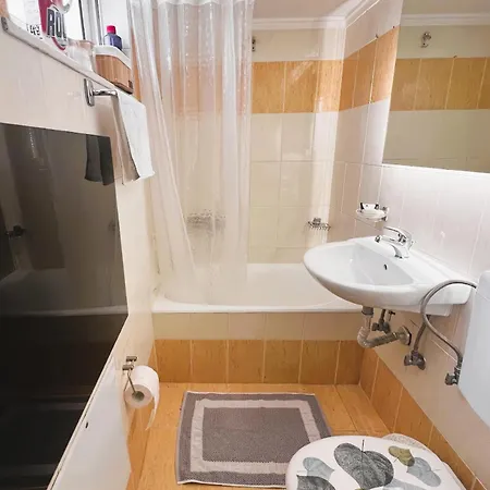 アパート 2 Bedrooms Center