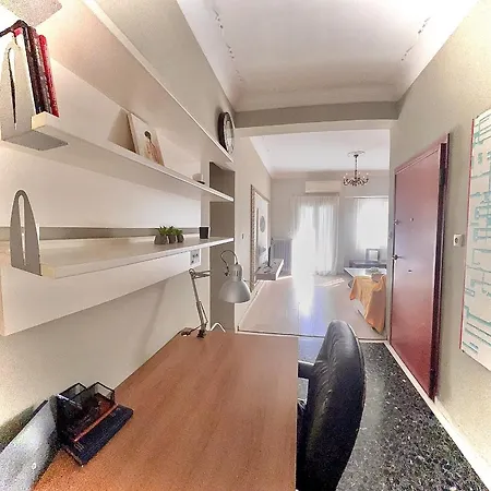 Apartment 2 Bedrooms Center