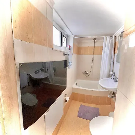 Apartment 2 Bedrooms Center *
