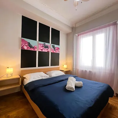 Apartment 2 Bedrooms Center *