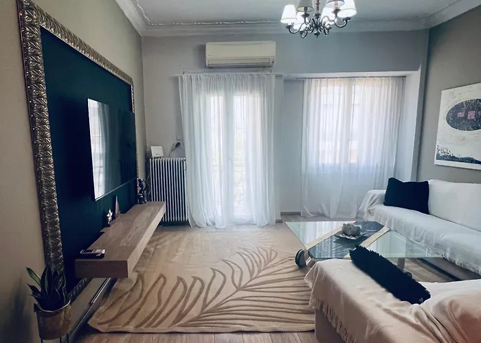 2 Bedrooms Center * Patras